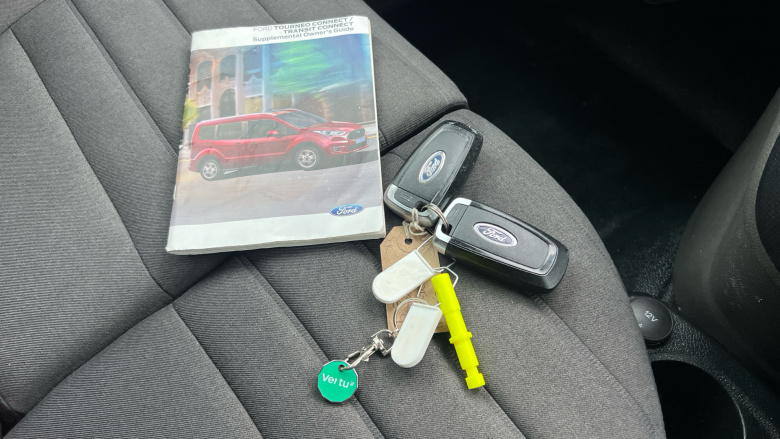 Ford Transit Connect 250 L2 Diesel 1.5 EcoBlue 100ps Limited Van Powershift